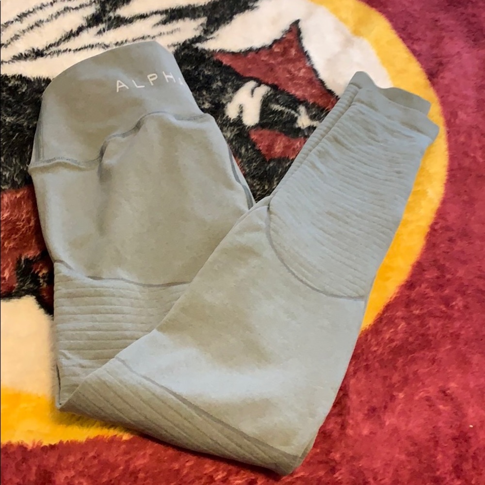 Alphalete leggings!! Already sold do not purchase